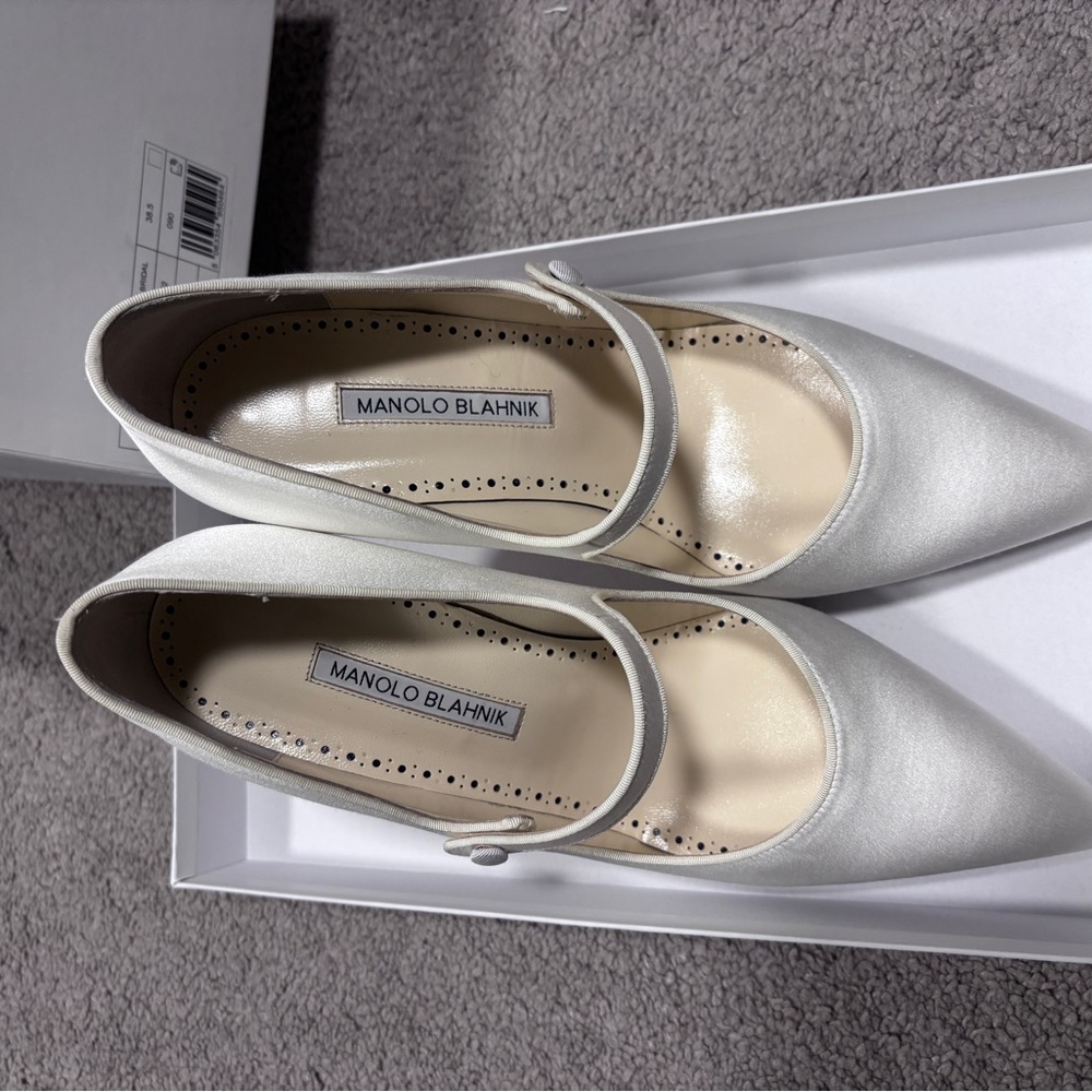 Manolo Blahnik Camparinew Mary Jane Stiletto Pumps